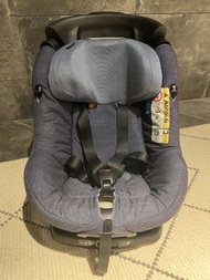 MAXI COSI 超舒服舒適輕身 罕有有遮太陽蓬 深灰色型格椅套 手柄可隨意調校高低 方便慳位 嬰兒汽車手提籃 Britax Romer Baby Safe I-size combi Dualfix