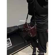 Beg bahu kulit matte, beg bawah lengan gaya vintaj untuk wanita, beg biker kulit lilin minyak retro 