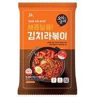 Kimchi Rabokki,Stir-fried Rice Cake and Noodles,K-Food,Korean Food,Korean Wave