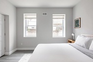 Chic & Cozy Philly Stay in City Center