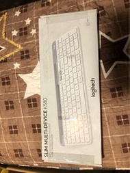 《快速出貨》Logitech 羅技 K580 超薄跨平台藍牙鍵盤