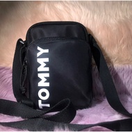 🇺🇸Tommy Hilfiger Mini Crossbody Bag