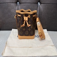 LV 原花金釦Nano Noe水桶包M81266