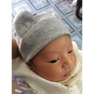 Bunny ear headband: gray