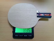 Donic 
Waldner Senso Carbon V1
CS 乒乓球拍