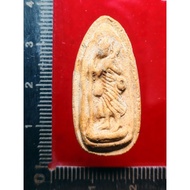 舍瓦利 龙婆贵Sivali Luang phor kuay
Wat konsitalam
佛历B.E 2515
经粉材料，背后有印
Powder material with code