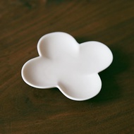 4-leaf clover ceramic plate