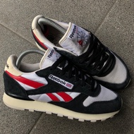 Reebok CLASSIC