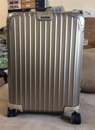 (售完)全新 RIMOWA Topas Titanium 日默瓦 鈦金 鋁鎂合金 四輪登機箱 全球五年保固