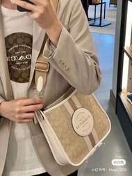 Coach 新款文件包