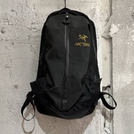 Arc'teryx Arro 22L 多功能 背包 戶外 運動 背囊 始組鳥 黑色