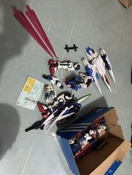 Gundam PG 1/60 GN-0000 + GNR-010 00 raiser（砌好咗 ）零件唔齊