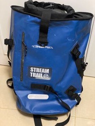 Stream Trail 防水袋 40L - 藍色