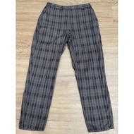 [Preloved] Giordano Women Elastic Waist Khakis Pants