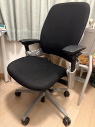 Steelcase leap v2辦公椅