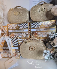 กระเป๋าเครื่องสำอางค์ Dior Beauty Pouch - Holiday 2025 *กระเป๋าแยกขายจากเซ็ตของ Holiday Gift Set จาก