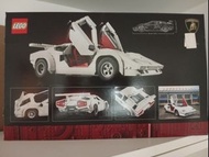 LEGO Icons Lamborghini Countach 10337