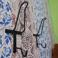 gantungan helm/ tempat helm + gantungan jaket