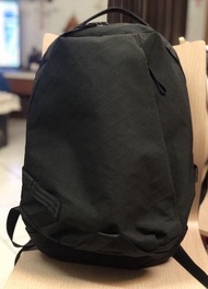 Able Carry Daily Backpack, 只用過兩次
