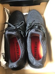 Ultraboost 4.0 DNA triple black