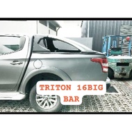 4 x 4 Mitsubishi Triton 2016 (big bar) Canvas