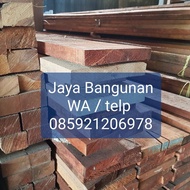 Papan Kayu Meranti 3x20 LEMBARAN
