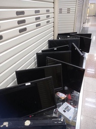 LCD MONITOR 16 INCH WIDE NORMAL