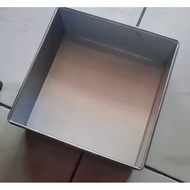 18 cm non-stick square pan