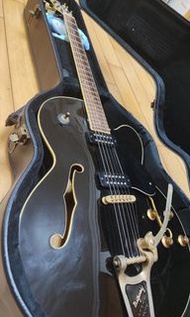 Yamaha AES1500 Hollowbody Guitar for Jazz not fender gibson