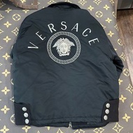 ㊣ 真品古著古董 絕版收藏 VERSACE 女王頭 美杜莎 黑 棒球外套 飛行夾克 義大利製 ☁ 小香平替 ☁