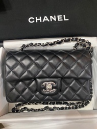 Chanel classic flap bag 20cm