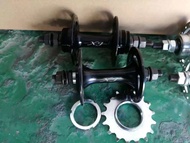 XJ ยี่ห้อ FIXED GEAR จักรยานล้อหลังกลองเบรค 32 หลุมแบริ่งภายในมู่เล่คู่แข็งฟันเทปคาสเซ็ทสำหรับอุปกรณ