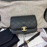 芯片款 香奈兒CHANEL馬鞍黑金風琴包