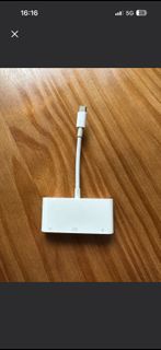 Apple USB-C VGA Multiport Adapter