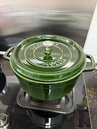 Staub 綠色鑄鐵鍋 26cm