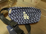 MLB 斜咩袋