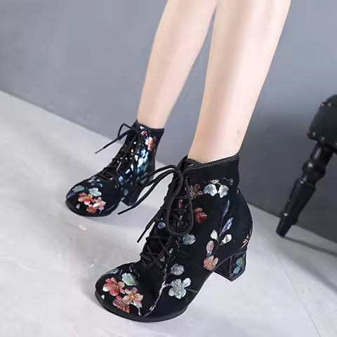 Women Dance Boot Middle Heels Female Chelsea Boots Prom Dancing Shoes Latin Dance Heels Boots Suede 