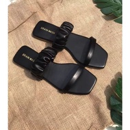 Rihanna AG01 Women's Flatshoes