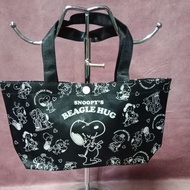 SNOOPYS BEAGLE HUG JAPAN