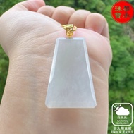 缅甸翡翠A货糯冰种无事牌，18k AU750金扣头，金扣头厚大，女生戴。Female WuShi Pai Pendants, 18k AU750 Gold Clasp