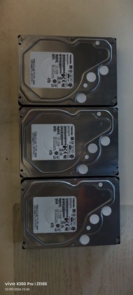 Toshiba 4TB 硬碟 (共有3隻)