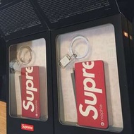 Supreme Mophie