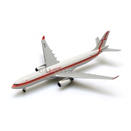 Herpa Diecast Pesawat Garuda Indonesia A330-300 70th Retro 13 cm 1:500