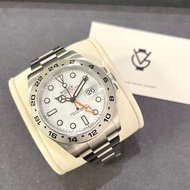 全新Rolex Explorer II 226570
