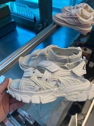 Balenciaga track 涼鞋