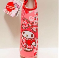 【 全新❗️】My Melody Kawaii Japan 草莓和服造形附扣子海綿物料保温水樽袋( Thermos Bottle / Bottle Bag / Strawberry / Pink / Portable / Kawaii Japan's Culture of Cute / Kimono / MM/ SANRIO/ 士多啤梨/ 保溫水瓶袋/三麗鷗/ 美樂蒂/ 2019 )