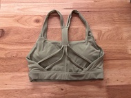 Alphalete sports bra
