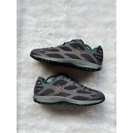Columbia outdoor shoes size 44