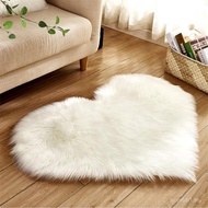 YRXRUS Heart Rug, White Heart Shaped Rug, Fluffy Faux Fur Rugs, Shag Mats for Bedroom Living Room, L