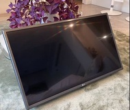 LG 32 寸電視機